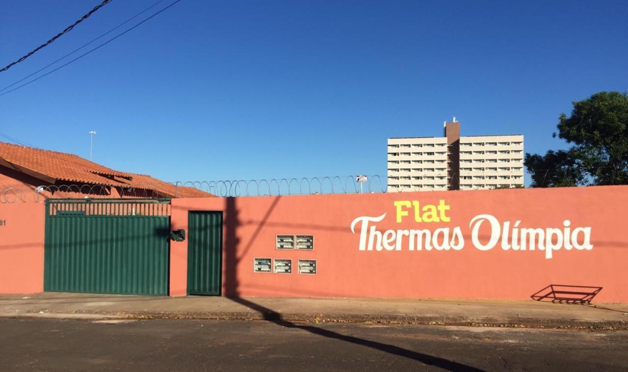 Flat Thermas Olimpia - 300 Metros Do Thermas Dos Laranjais Bagian luar foto
